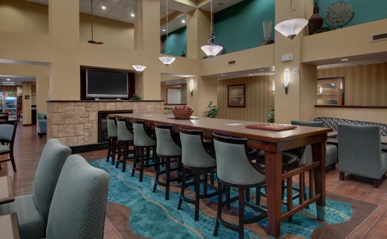 Hampton Inn Dinning Area